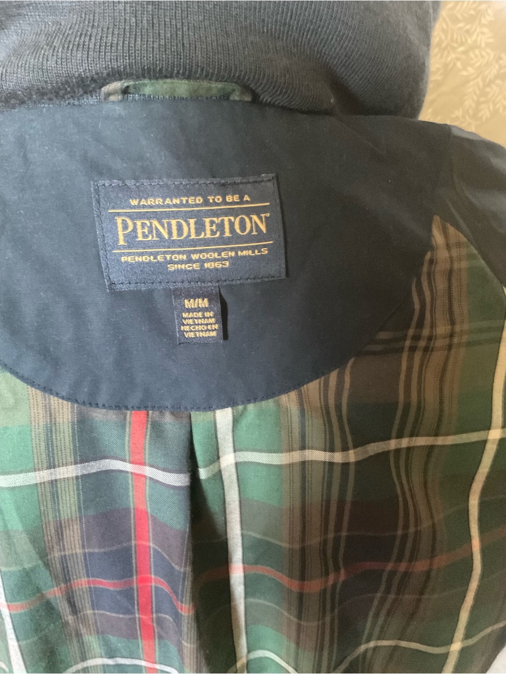 Pendleton Navy Hooded Raincoat with A Plaid Lining - Picture 11 of 11